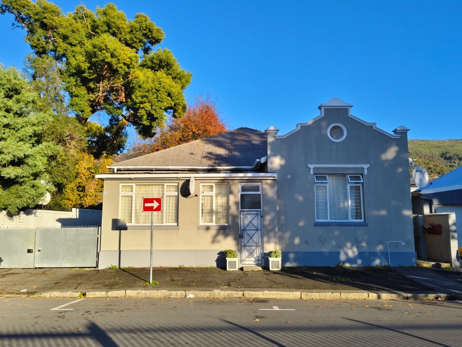  Bedroom Property for Sale in Paarl Central East Western Cape